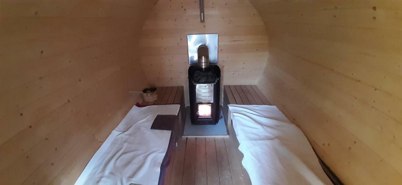 Sauna Dom Пезінок Екстер'єр фото